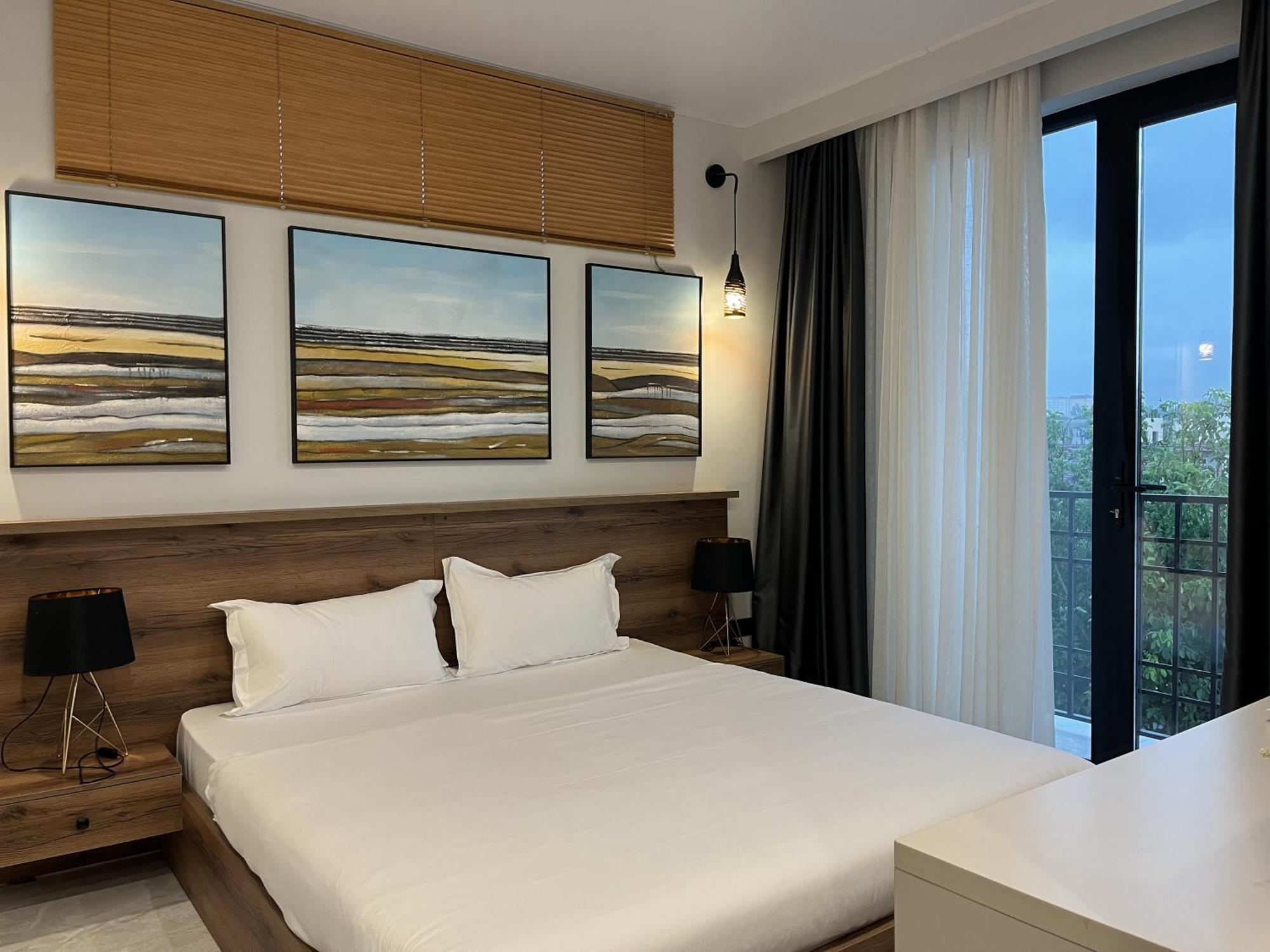Botanic Boutique Hotel Bishkek Esterno foto